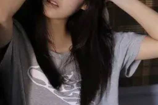 51岁刘恺威新恋情曝光！离婚后女友越找越小新欢被指像00后